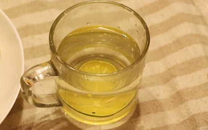 檸檬蜂蜜水