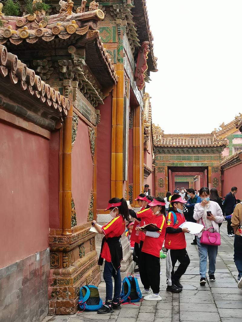 同升一面旗｜十一假期，游客們觀看升旗后歡呼：“祝福祖國(guó)越來越好”