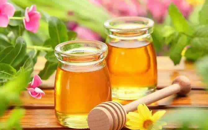 如何簡(jiǎn)單辨別真假蜂蜜？